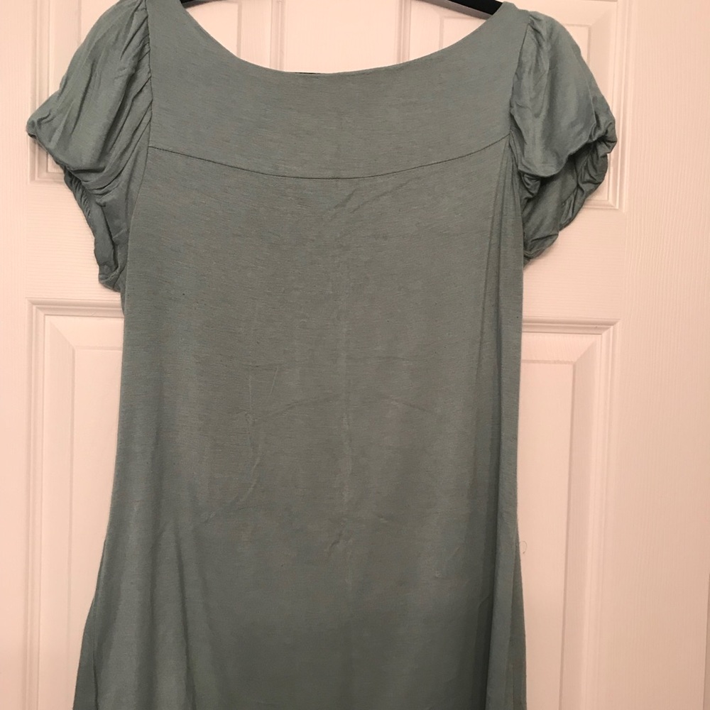 Forever 21 Puffy sleeve blouse